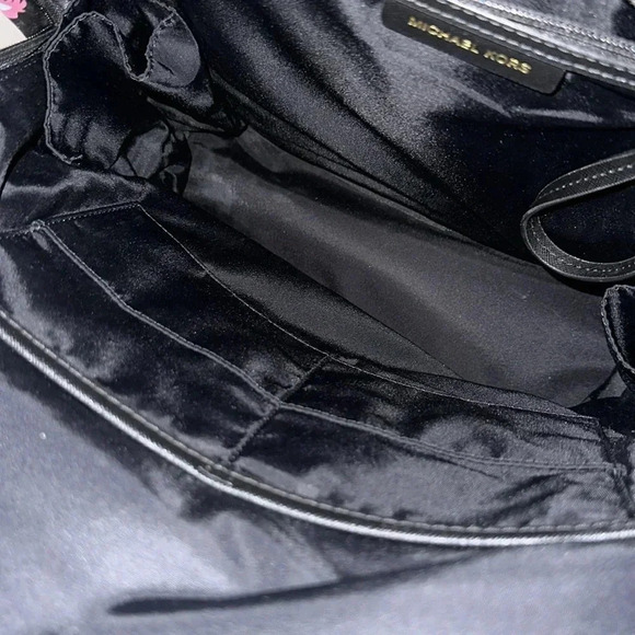 Michael Kors Floral Backpack - Picture 11 of 16